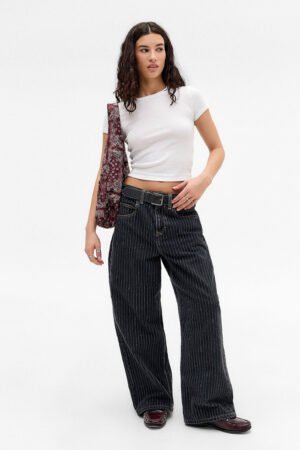 These Low-Rise Jeans Are the Hottest Thing in Denim Right Now  