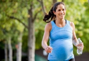 What You Should Know Before Exercising While You’re Pregnant 