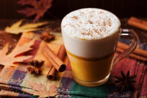 How to Make the Perfect Pumpkin Spice Latte at Home!