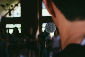 How to Use Your Breath to Give Your Voice a Boost When Presenting/Public Speaking