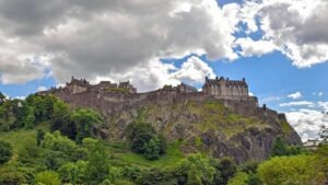 The 10 Top Things to do in Edinburgh, Scotland