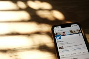 6 Top Tips to Be More Active on LinkedIn