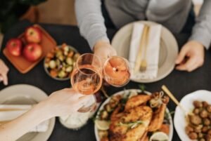 Festive Dinner Tips to Maximise Electricity Savings