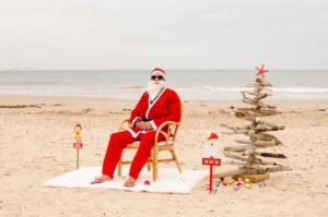 A Coastal Christmas – Celebrating the Holidays on UK Beaches