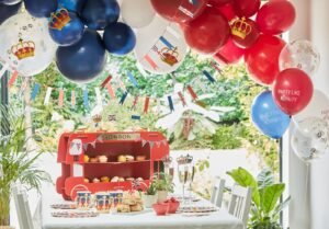 Looking for the Best Ways to Celebrate the Platinum Jubilee at home? 6 Ways to Throw the Perfect Garden Party