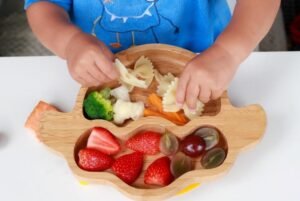 Experts Share Everything You Need to Know About Weaning 