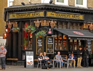 Brits Reveal What Makes the Perfect Pub