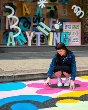 Join Artist Caroline Dowsett in Covent Garden for an Easter Eggstravaganza!