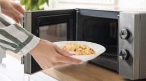 Food Faux Pas: 8 Surprising Foods You Should Never Reheat the Next Day