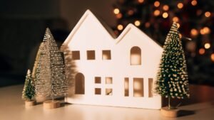 Expert Reveals to Take Christmas Decorations Down by 6th January: Here’s Why