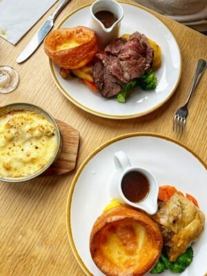 London’s Best Roasts: Bottomless Red and Chateaubriand at Smith’s Bar and Grill