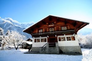 Ski, Stretch & Nourish at ‘Our Retreat’ in Chamonix