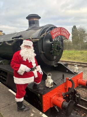 Delight in a Memorable Family Adventure as Santa Express Returns to Great Central Railway