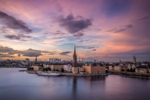 Sweden Bookings Up 45% as Swedish Krona Slumps