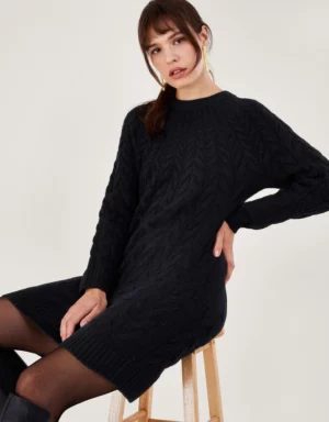 Searches are up by over 400% for Knitwear Items! Get your Autumn Wardrobe Ready!