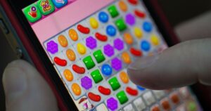 Why Simple Mobile Games Entertain Us More Than Complex Ones