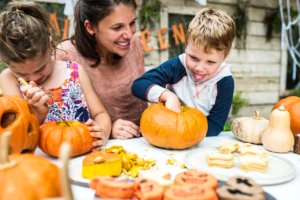 5 Fun Activities for Parents and Kids This Halloween