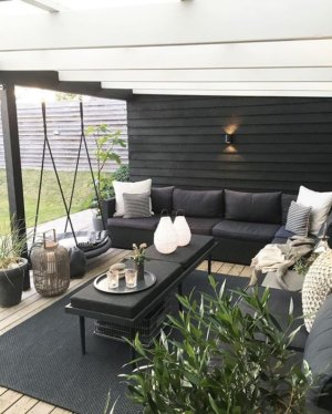 Garden Room Extensions: Why Black is the New White