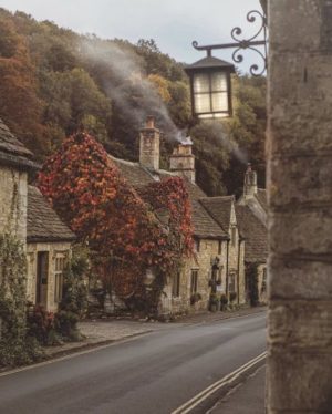 5 Best Places for an Autumn Staycation