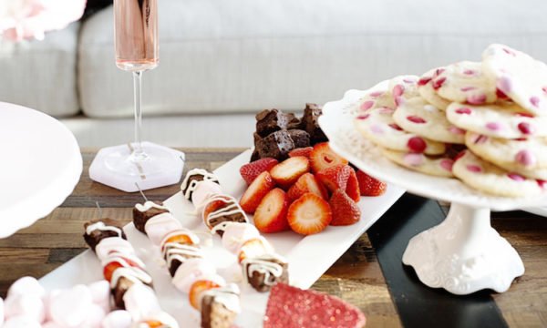 How to Throw the Ultimate Galentine’s Day Party