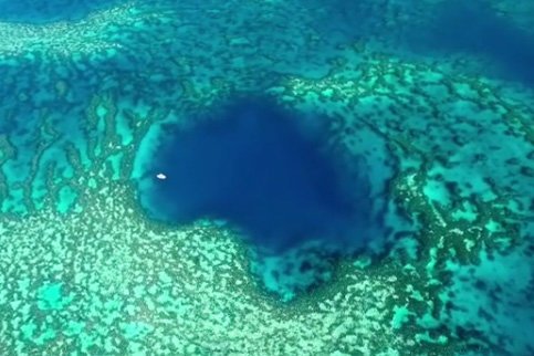 Giant ‘Blue Hole’ Discovered on the Great Barrier Reef