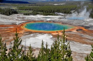 The Top 7 Most Beautiful Hot Springs in the World