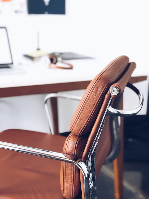 5 Tips to Picking the Perfect Office Chair