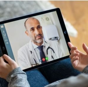 5 Benefits of Consulting with an Online Doctor