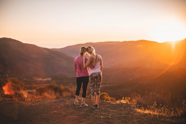 Top Life Coach Reveals Five Reasons Why Friendship is Vital to Life