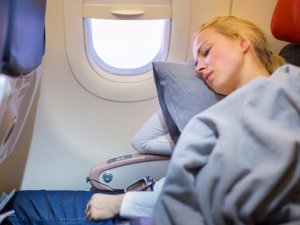 Traveling For Business? Smart Tips For Getting Shut-Eye on a Plane