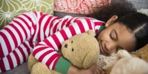 Dreaming of a Silent Night? Sleep Expert Dad Gives Top Tips for Parents Facing Disrupted Sleep This Christmas