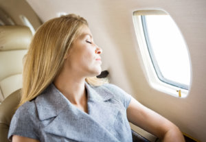 Tips to Overcome Jet Lag Symptoms and Sleep Well Abroad